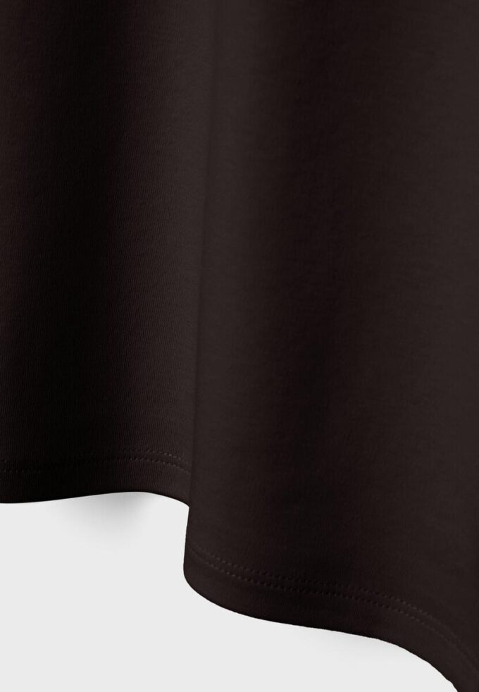 B06 Camiseta básica de hombros caídos