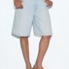 Bermudas de mezclilla con cinturón Bermudas de mezclilla con cinturón