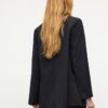 Blazer abierto a rayas Blazer abierto a rayas