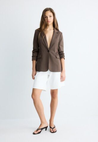 Blazer básico de punto a rayas