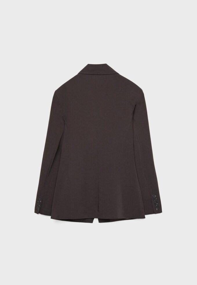 Blazer entallado con botones Blazer entallado con botones