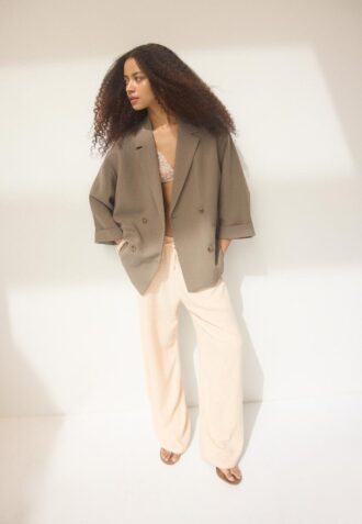 Blazer fluido de doble botonadura