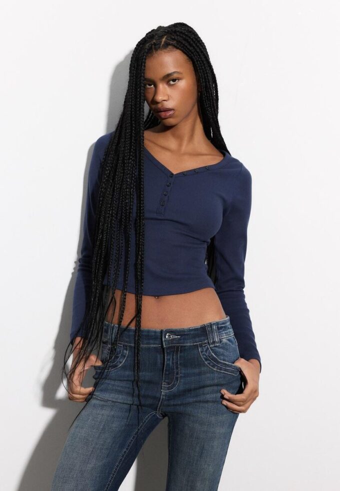 Blusa con botones Blusa con botones