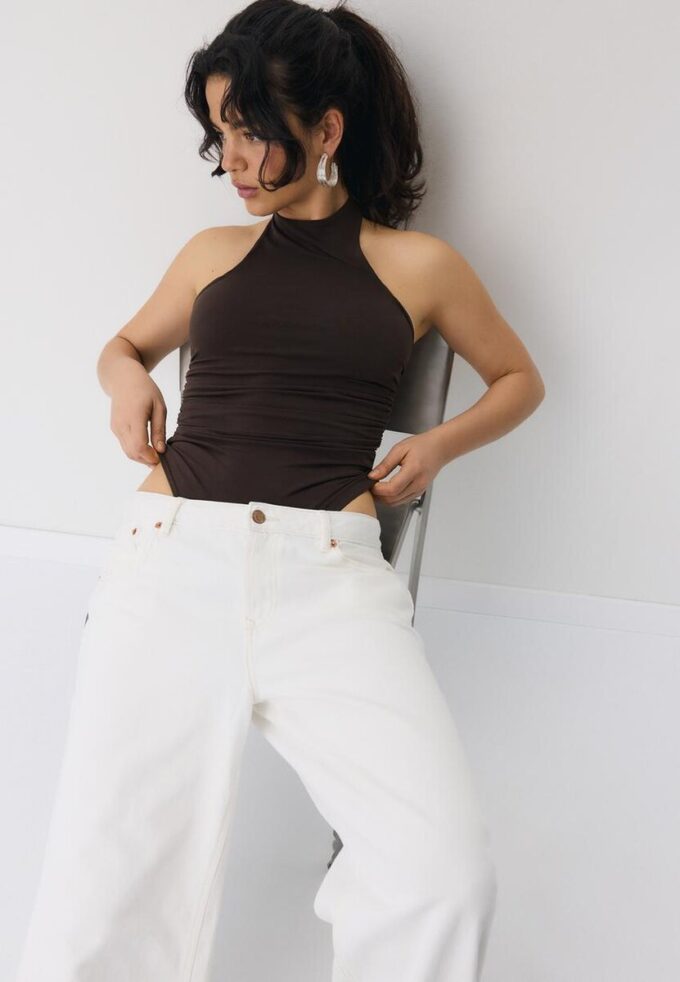Body con cuello halter Body con cuello halter
