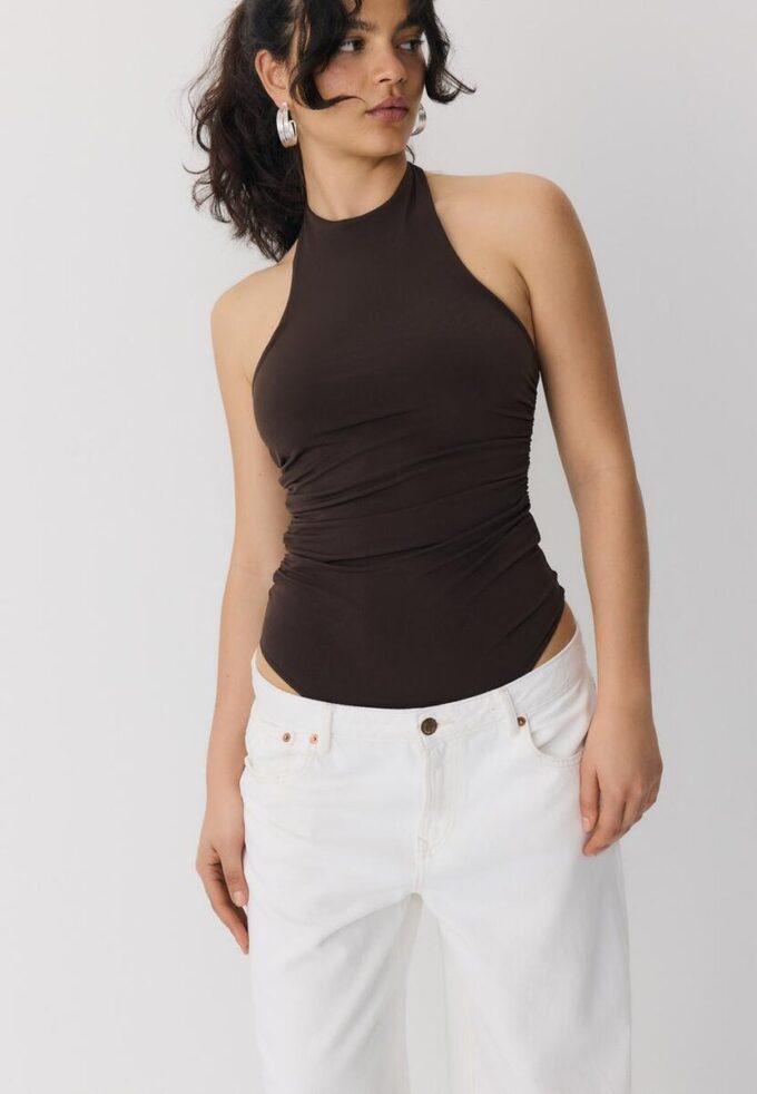 Body con cuello halter Body con cuello halter