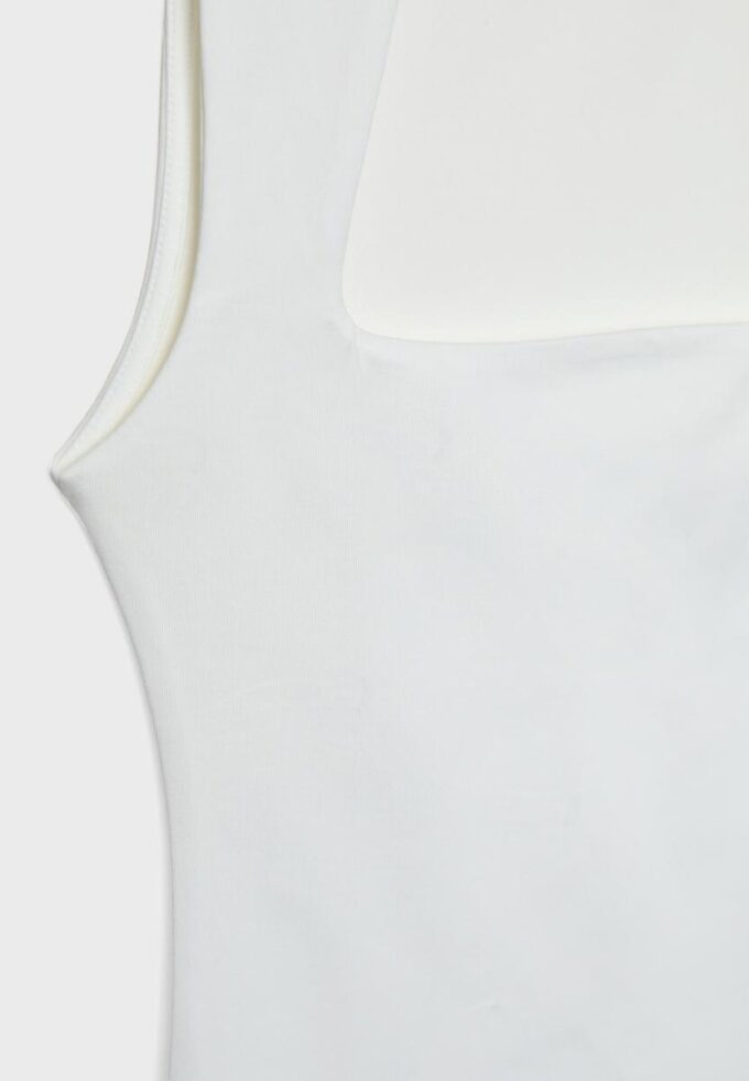 Body de poliamida con cuello cuadrado Body de poliamida con cuello cuadrado