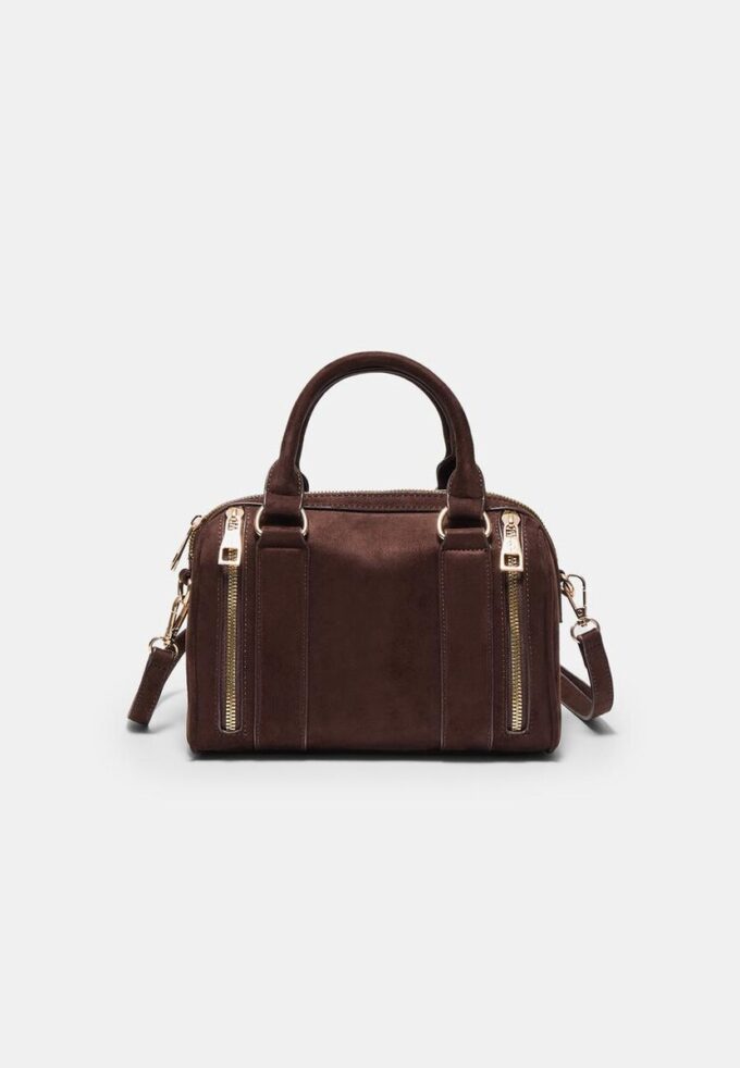 Bolso bandolera con detalles de cremallera