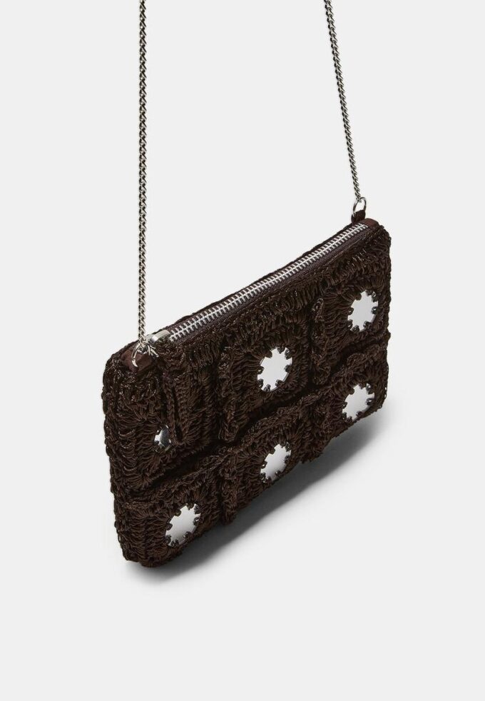 Bolso bandolera mini de ganchillo con espejos Bolso bandolera mini de ganchillo con espejos