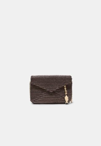 Bolso bandolera tipo sobre con efecto rafia Bolso bandolera tipo sobre con efecto rafia