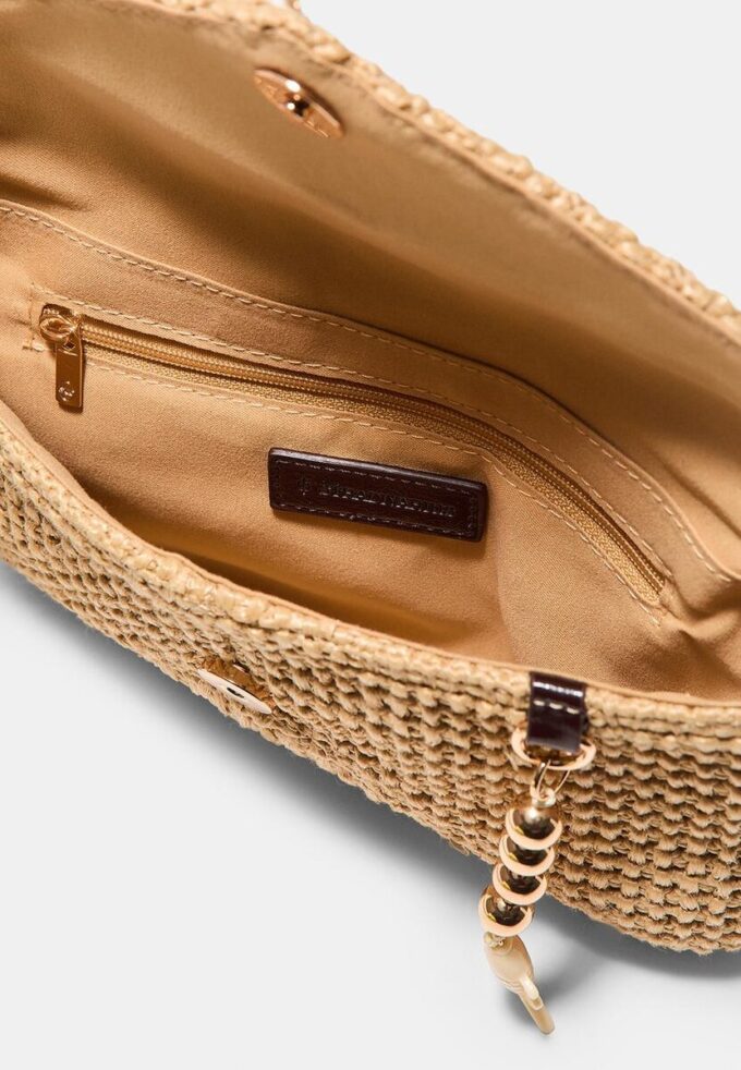 Bolso bandolera tipo sobre con efecto rafia Bolso bandolera tipo sobre con efecto rafia