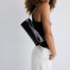 Bolso de hombro con asa de cadena