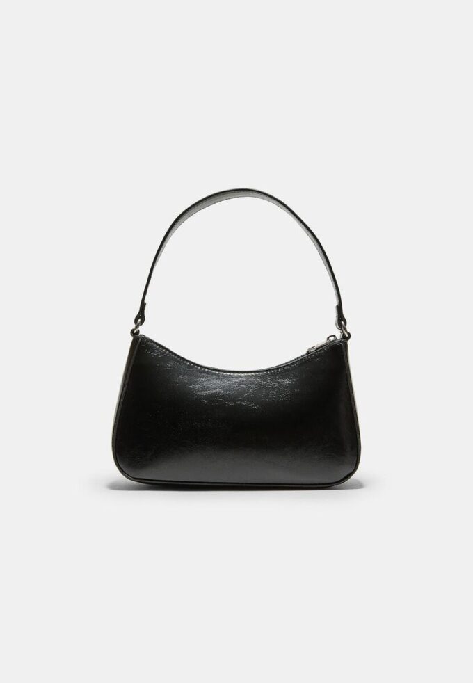 Bolso de hombro con cadena larga Bolso de hombro con cadena larga