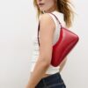 Bolso de hombro con cadena larga Bolso de hombro con cadena larga