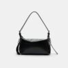 Bolso de hombro con detalle de correa