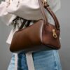 Bolso de hombro con doble asa Bolso de hombro con doble asa