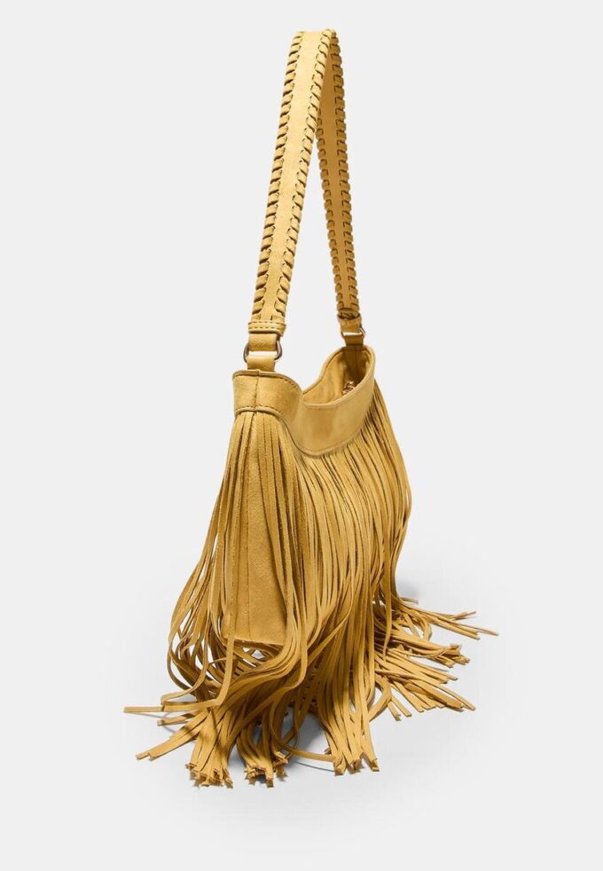 Bolso de hombro con flecos largos