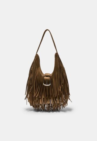Bolso de hombro con flecos y detalle de hebilla