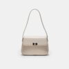 Bolso de hombro con solapa
