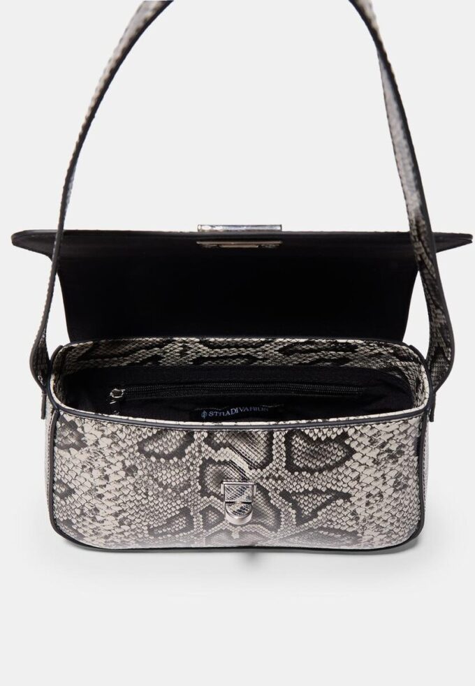 Bolso de hombro con solapa