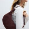 Bolso de hombro con tachuelas 100 % piel Bolso de hombro con tachuelas 100 % piel