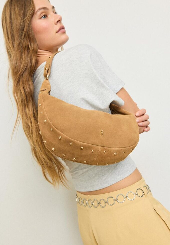 Bolso de hombro con tachuelas 100 % piel Bolso de hombro con tachuelas 100 % piel