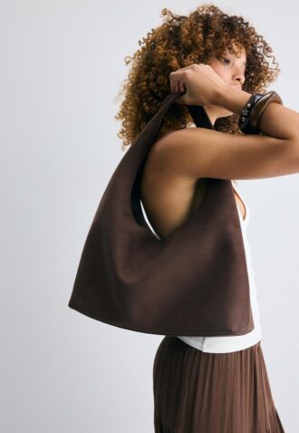 Bolso de hombro de ante sintético