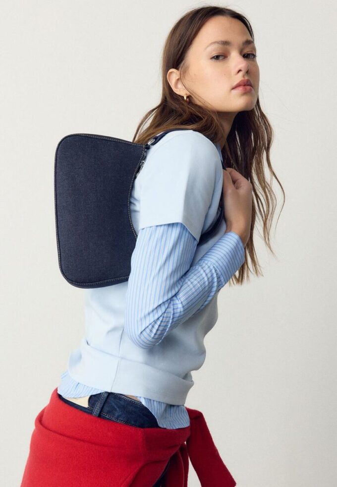 Bolso de hombro de denim con forma de media luna Bolso de hombro de denim con forma de media luna