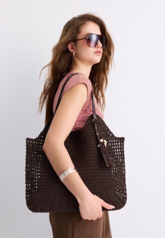 Bolso de hombro de ganchillo