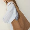 Bolso de hombro de tacto suave con cremalleras