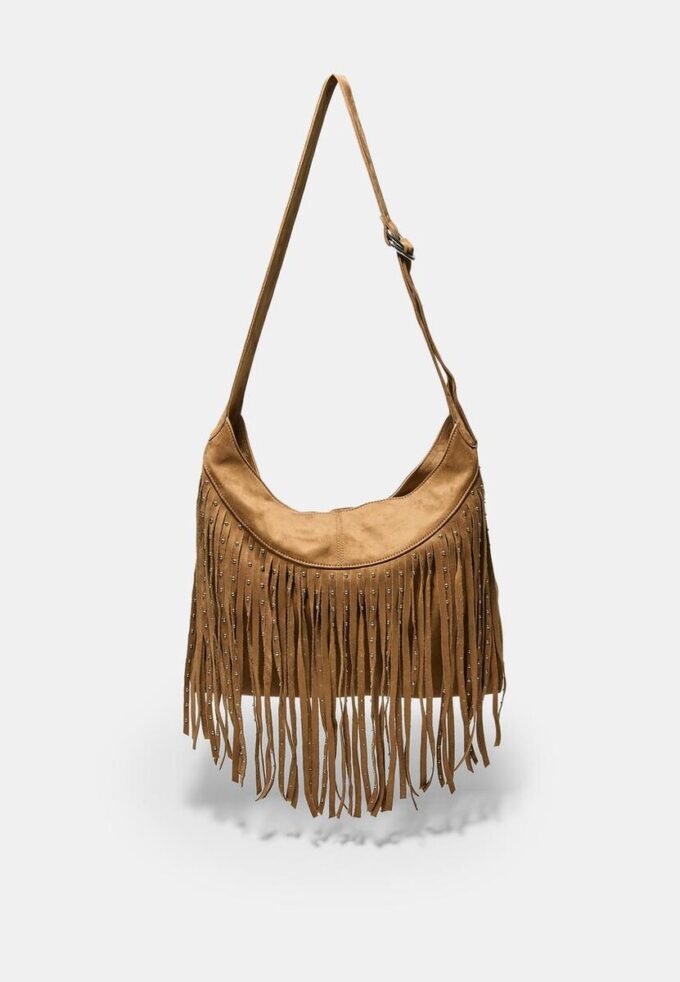 Bolso de hombro de tacto suave con detalle de flecos
