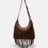 Bolso de hombro de tacto suave con detalle de flecos
