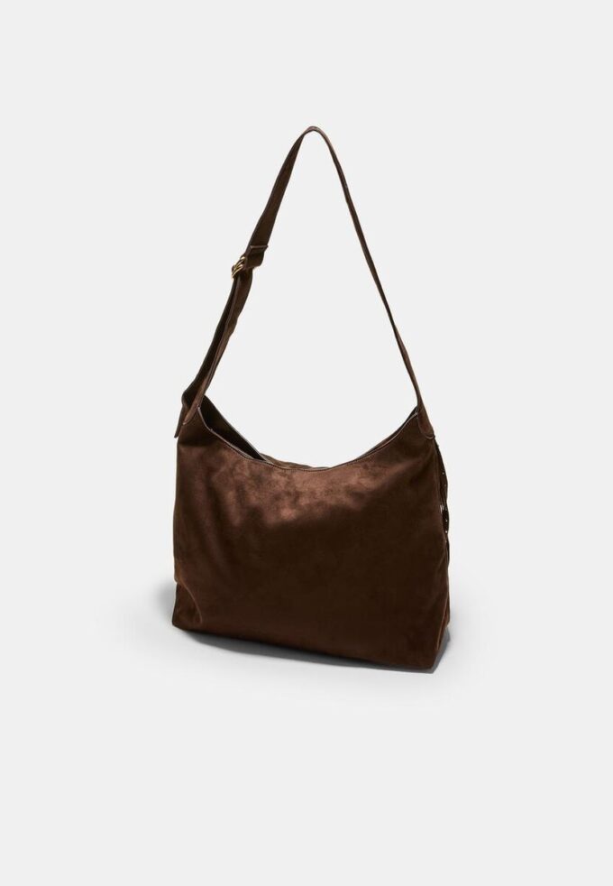 Bolso de hombro de tacto suave con detalle de flecos
