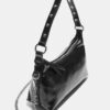 Bolso de hombro en forma de media luna con tachuelas Bolso de hombro en forma de media luna con tachuelas
