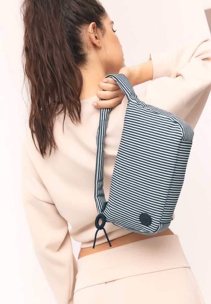 Bolso de tela con bandolera