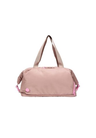 Bolso en contraste Bolso en contraste