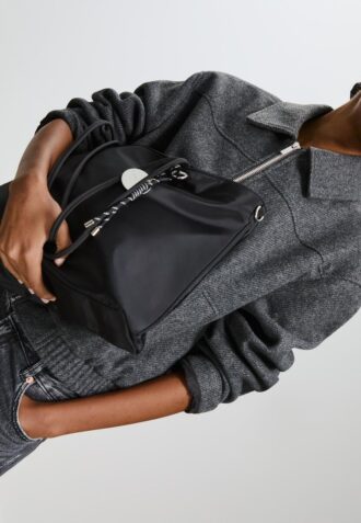 Bolso shopper con charm