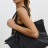 Bolso shopper con contraste Bolso shopper con contraste