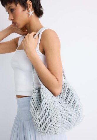 Bolso shopper de ganchillo con hilo metálico