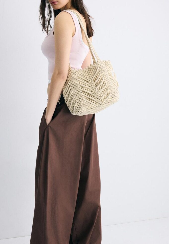 Bolso shopper de ganchillo con hilo metálico Bolso shopper de ganchillo con hilo metálico