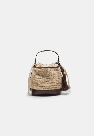 Bolso tipo cubo combinado de ganchillo