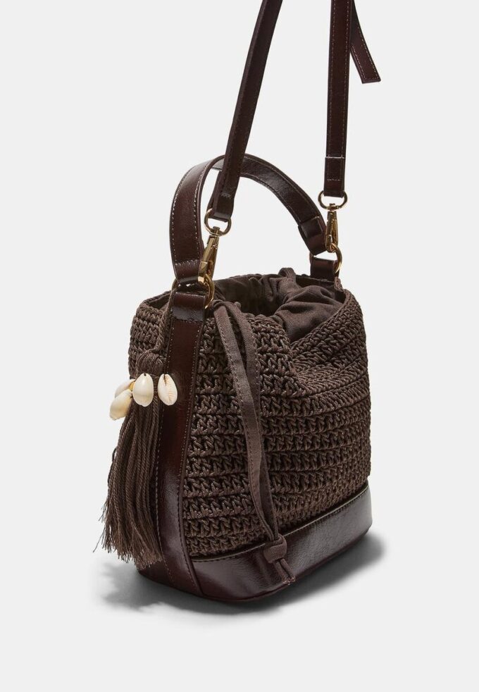 Bolso tipo cubo combinado de ganchillo Bolso tipo cubo combinado de ganchillo