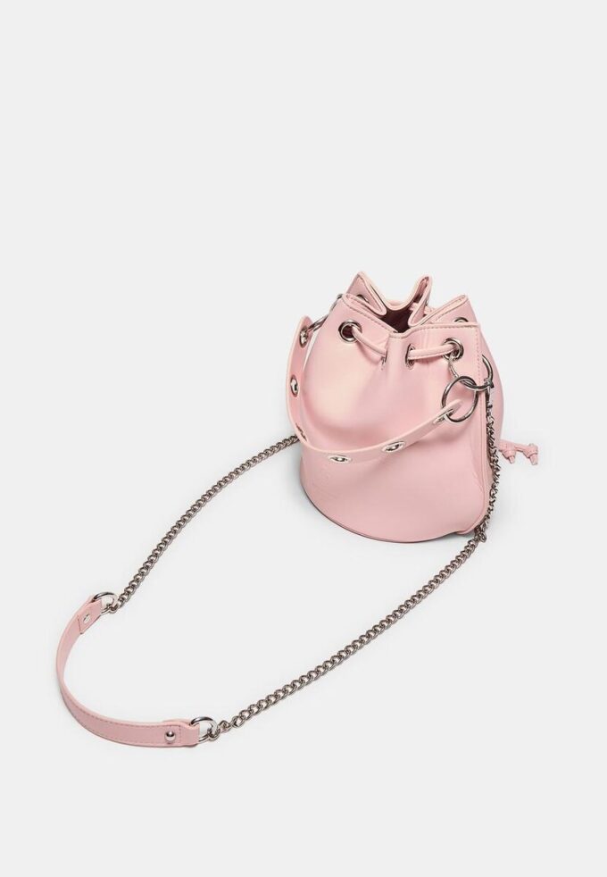 Bolso tipo cubo rígido con ojales Bolso tipo cubo rígido con ojales