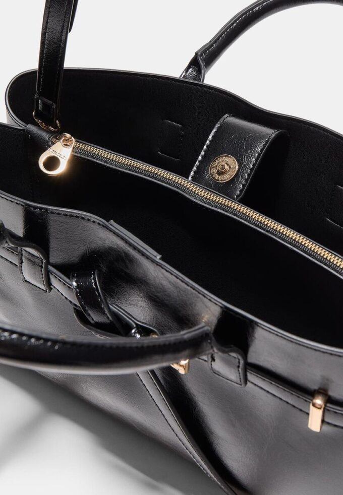 Bolso tote con cinturón
