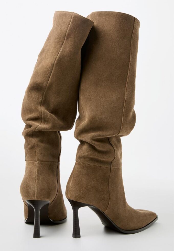 Botas altas de tacón de aguja slouchy de piel