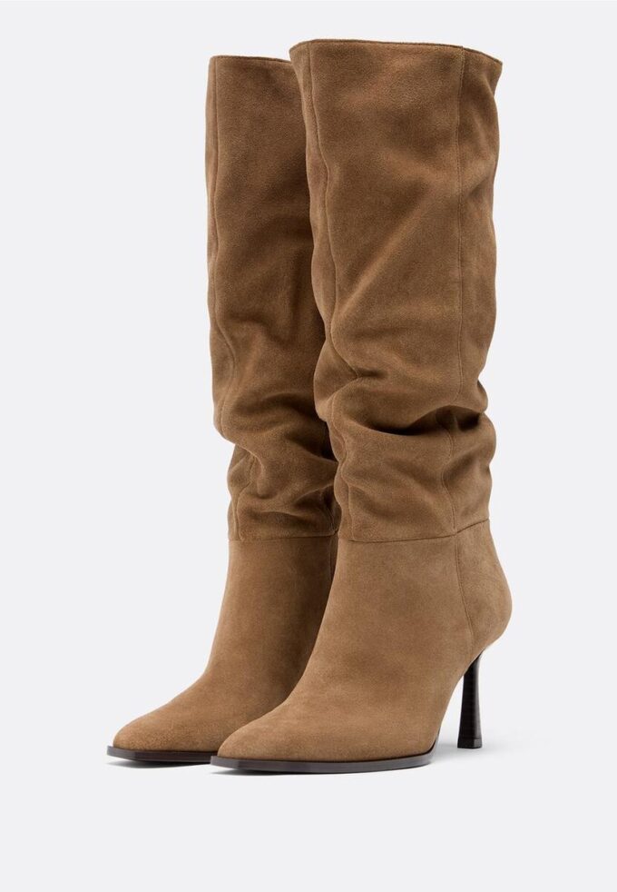 Botas altas de tacón de aguja slouchy de piel