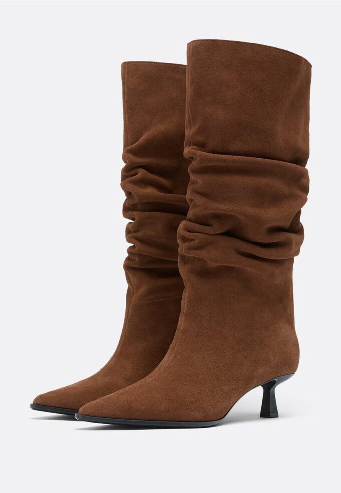 Botas de piel slouchy con tacón bajo