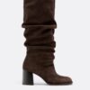 Botas de tacón holgadas de piel