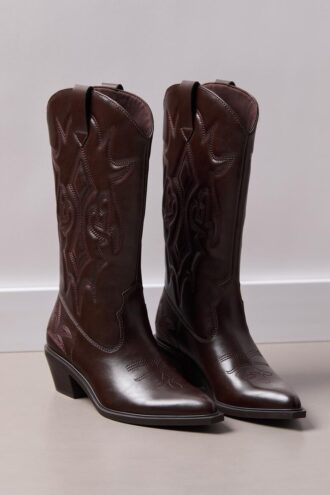 Botas vaqueras con tacón