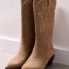 Botas vaqueras de piel serrada