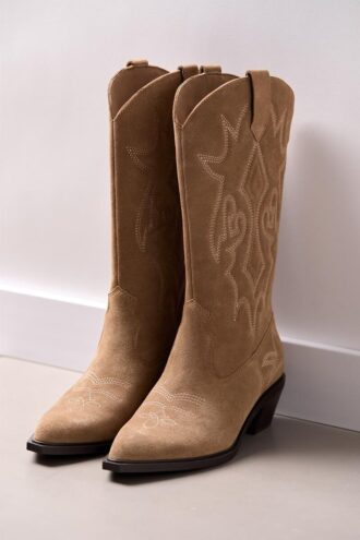 Botas vaqueras de piel serrada